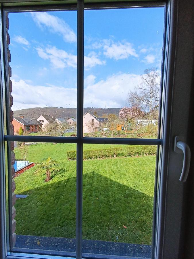 Maison Et Velos A Godinne Dans La Vallee De La Meuse エクステリア 写真